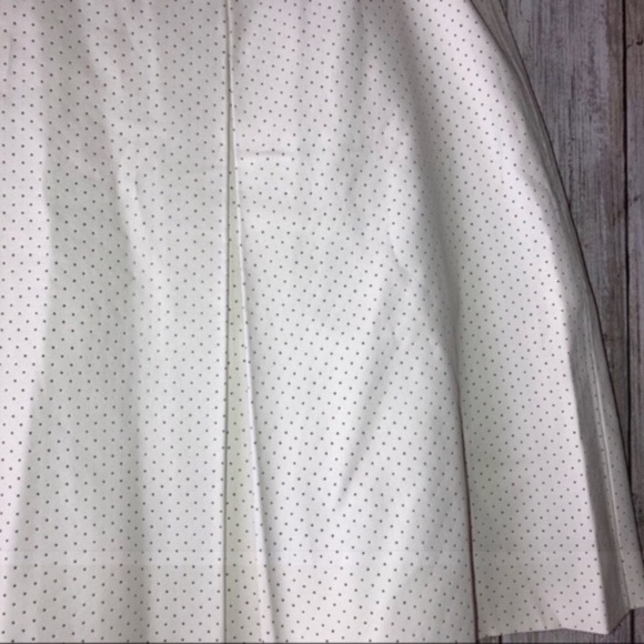 NWT BCBG White Faux Leather Skirt - Picture 2 of 5